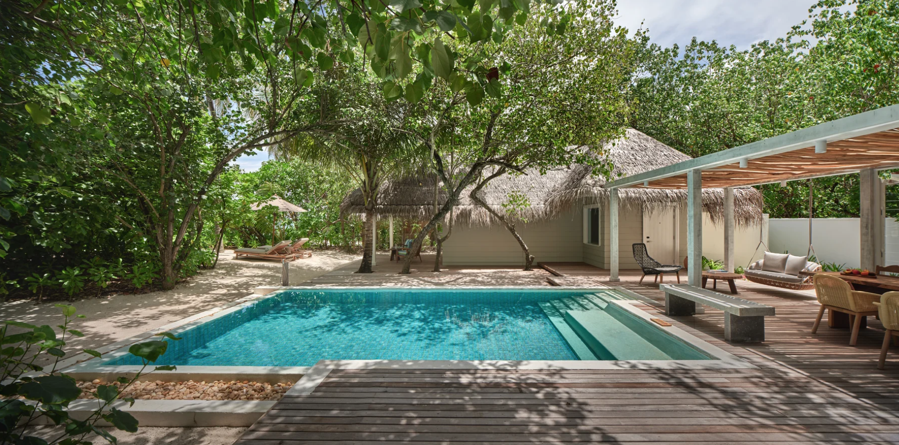 Three Bedroom Beach Villa Suite with Pool · Three bedrooms · beach suite